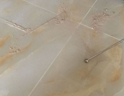 重庆瓷砖空鼓维修公司分享粘合剂选择不当在瓷砖铺贴过程中可能导致以下问题